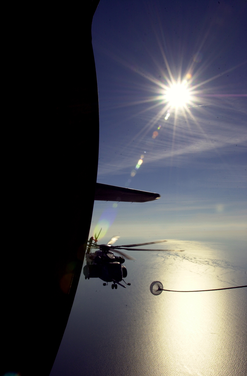 Illustration for article titled OEF: The Navy Strikes Back in the Days After 9/11